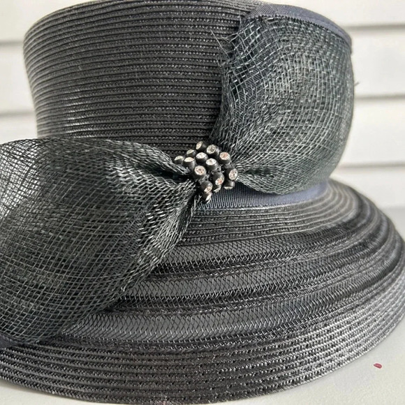 Black Straw Hat w/ Bow on Side Women's - Picture 1 of 6